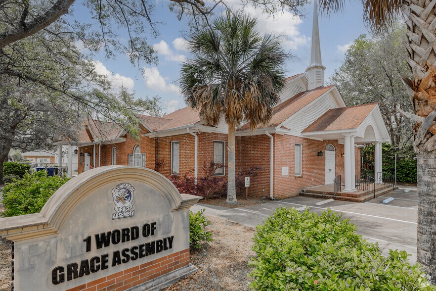 More Photos Of 835 Magnolia Rd, Charleston Religious Facility For Sale