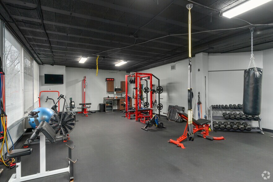 More Photos Of 540 Pennsylvania Ave, Fort Washington Office For Lease