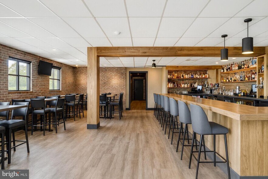 More Photos Of 820 N Black Horse Pike, Williamstown Bar For Sale