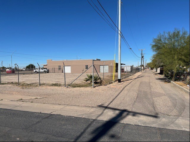 More Photos Of 716 S Arizona Blvd, Coolidge Warehouse For Sale