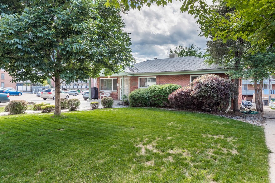 More Photos Of 2525-2527 S University Blvd, Denver Apartments For Sale