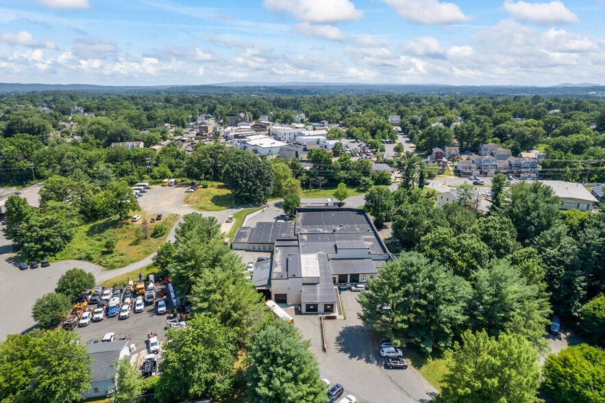 More Photos Of 210 N 21st St, Purcellville Flex For Sale