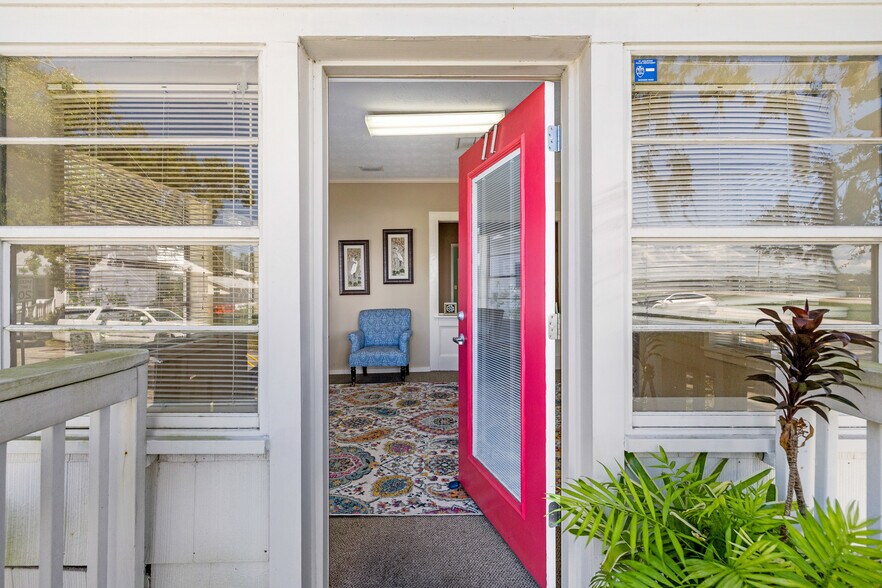 More Photos Of 77 Saragossa St, Saint Augustine Office For Sale