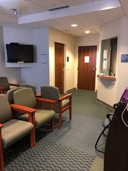 More Photos Of 3 Cornerstone Dr, Langhorne Medical For Lease