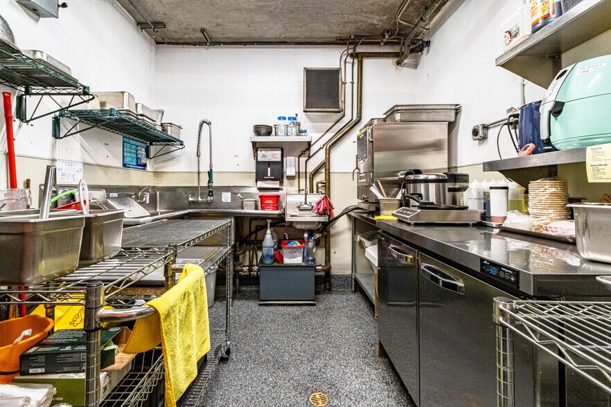 More Photos Of 736 Valencia St, San Francisco Apartments For Sale