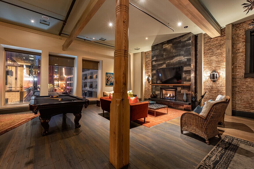 More Photos Of 218 3rd Ave N, Nashville General Retail For Sale