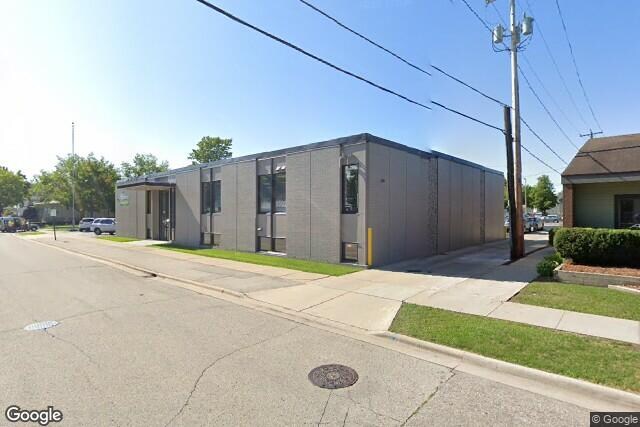More Photos Of 726 Pine St, Green Bay Office Residential For Sale