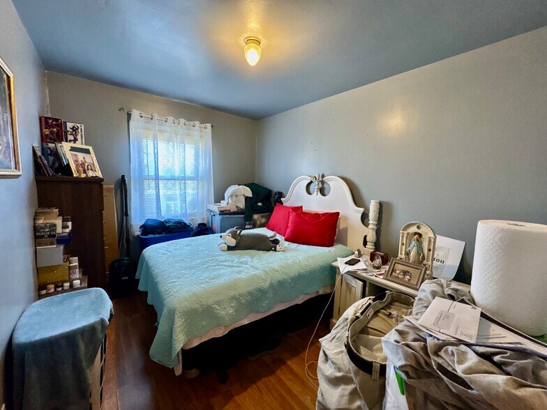 More Photos Of 200 Rockaway Ave, Valley Stream General Retail For Sale