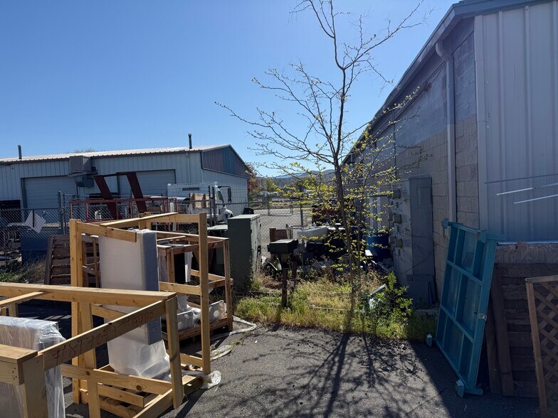 More Photos Of 3350 Centennial Park Dr, Carson City Warehouse For Sale