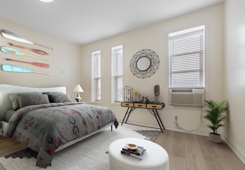 More Photos Of 36 Lindsay St S, Kawartha Lakes Apartments For Sale