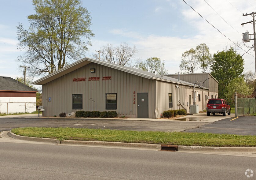 More Photos Of 6135 W Grand River Rd, Brighton Warehouse For Sale