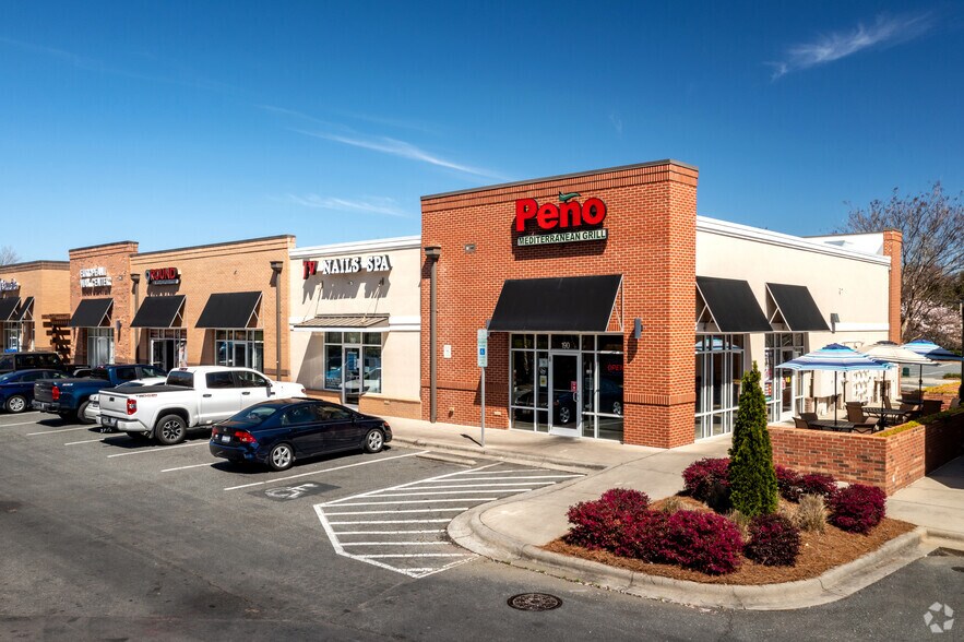 More Photos Of 1820-2008 E Arbor Dr, Charlotte Unknown For Lease