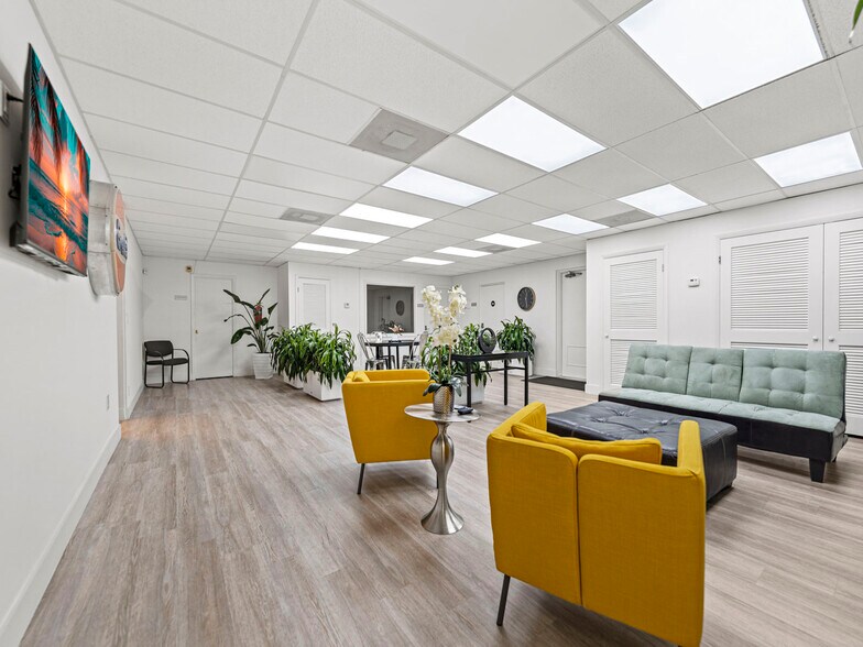 More Photos Of 4182 S University Dr, Davie Industrial For Sale