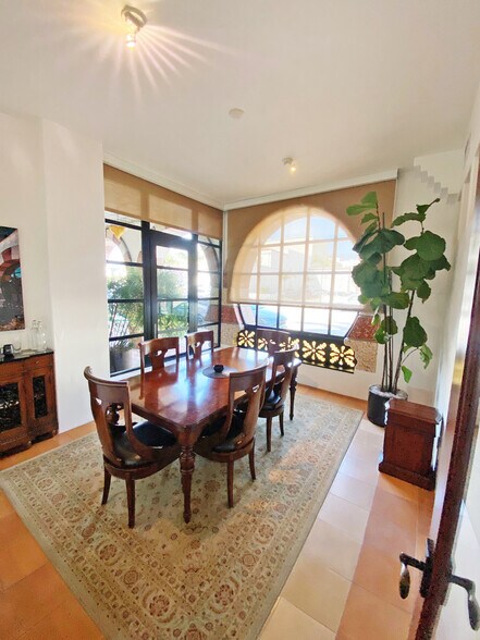 More Photos Of 523 Chapala St, Santa Barbara Office For Lease