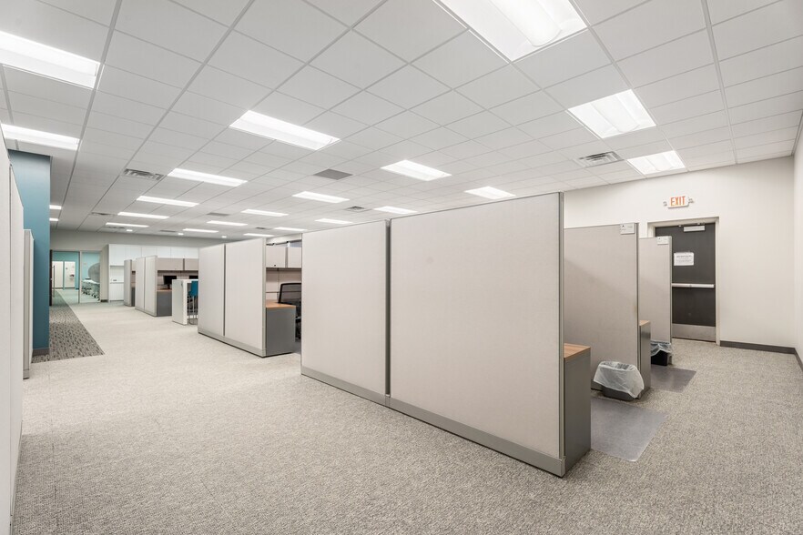 More Photos Of 1012 Princeton St, Vermillion Office For Sale