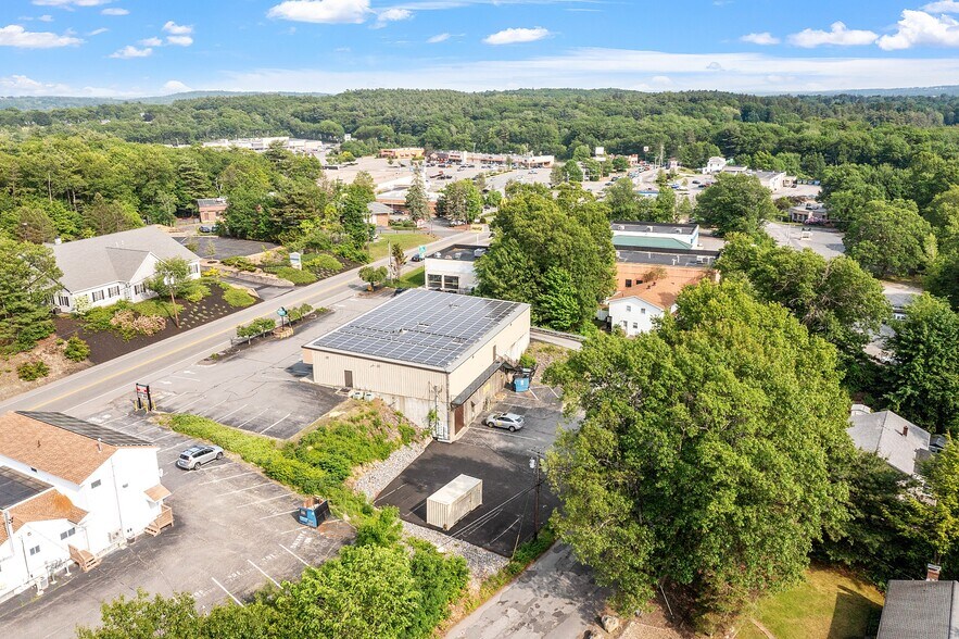 More Photos Of 67 Whalon St, Fitchburg Storefront For Lease