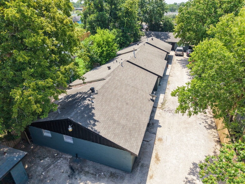 More Photos Of 5022 Mallow St, Houston Apartments For Sale