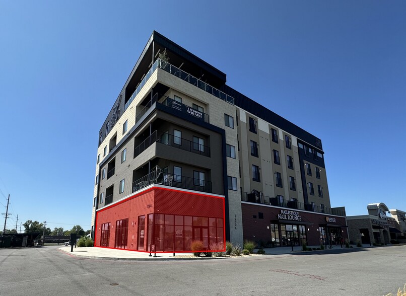 Primary Photo Of 1364 E Battlefield St, Springfield Apartments For Lease