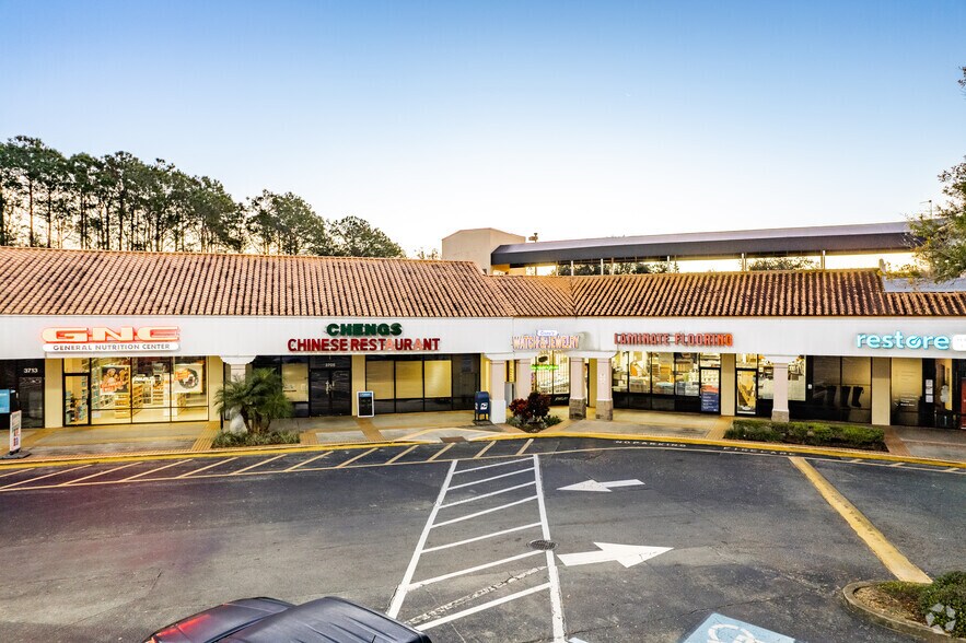 More Photos Of 3697 Lake Emma Rd, Lake Mary Unknown For Lease