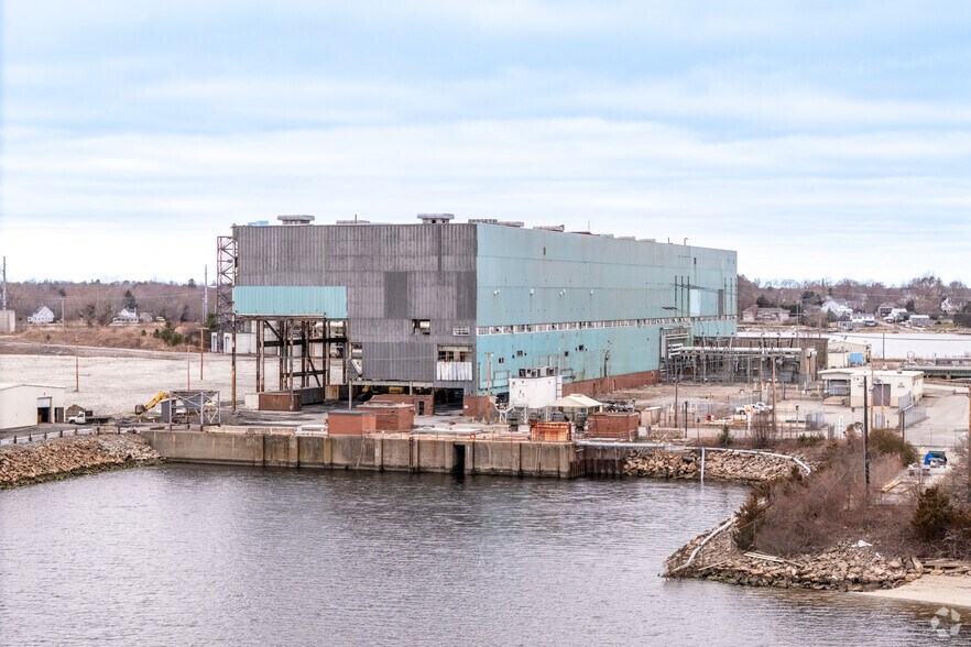 More Photos Of 1 Brayton Point Rd, Somerset Manufacturing For Lease
