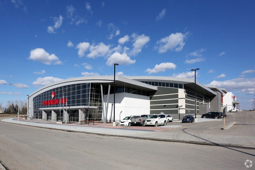 More Photos Of 260300 Writing Creek Cres, Balzac Storefront Retail Office For Lease