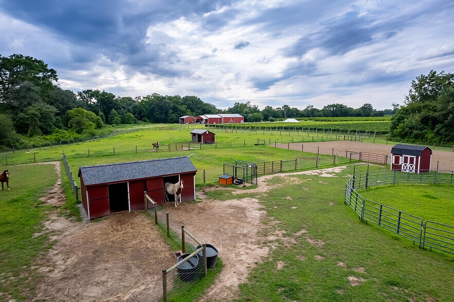 More Photos Of 314 Richwood Rd, Monroeville Winery Vineyard For Sale