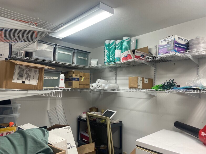 More Photos Of 401 N Limit St, Lincoln Freestanding For Sale