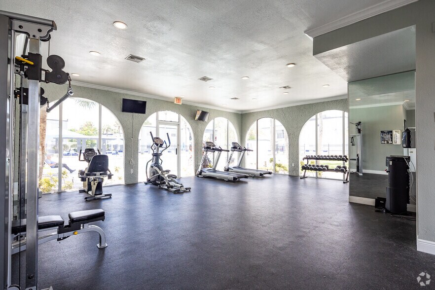 More Photos Of 7315 W Hanna Ave, Tampa Apartments For Sale
