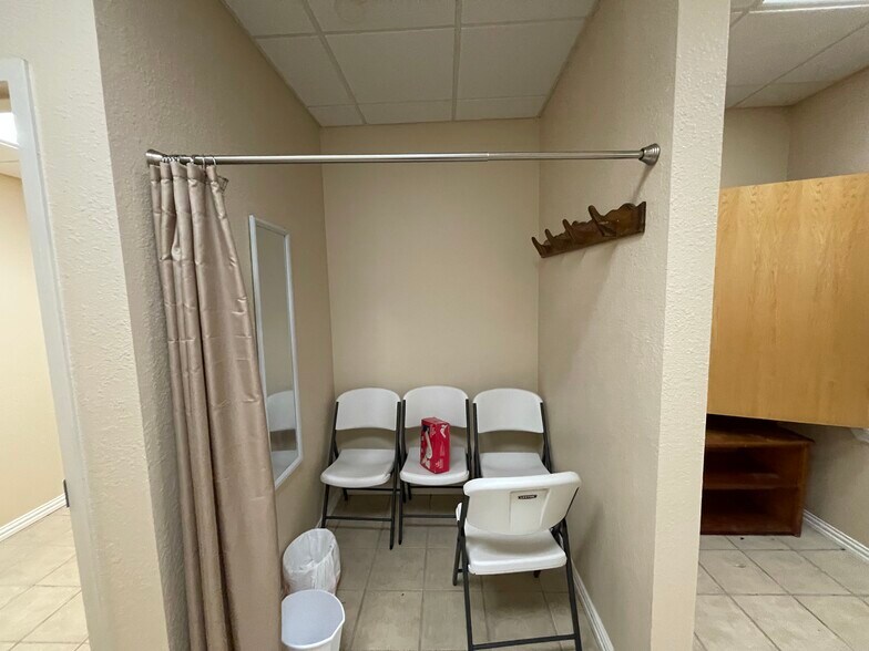 More Photos Of 501-599 Paris ave, Soper Religious Facility For Sale