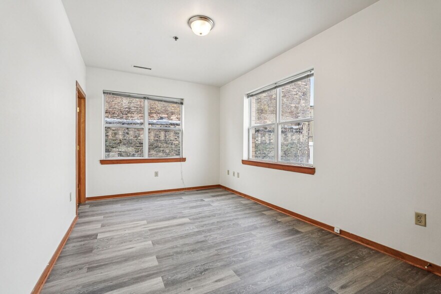 More Photos Of 134 Main St, Racine Apartments For Sale