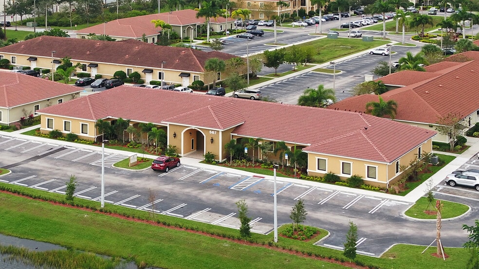More Photos Of 567 NW Lake Whitney Pl, Port Saint Lucie Office For Lease