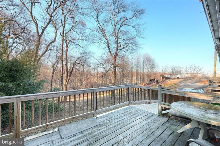 More Photos Of 1678 Prayer Mission Rd, Windsor Light Manufacturing For Sale