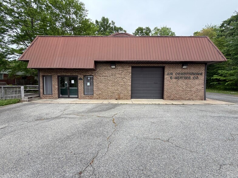 More Photos Of 2924 Marshall Hall Rd, Bryans Road Service For Sale