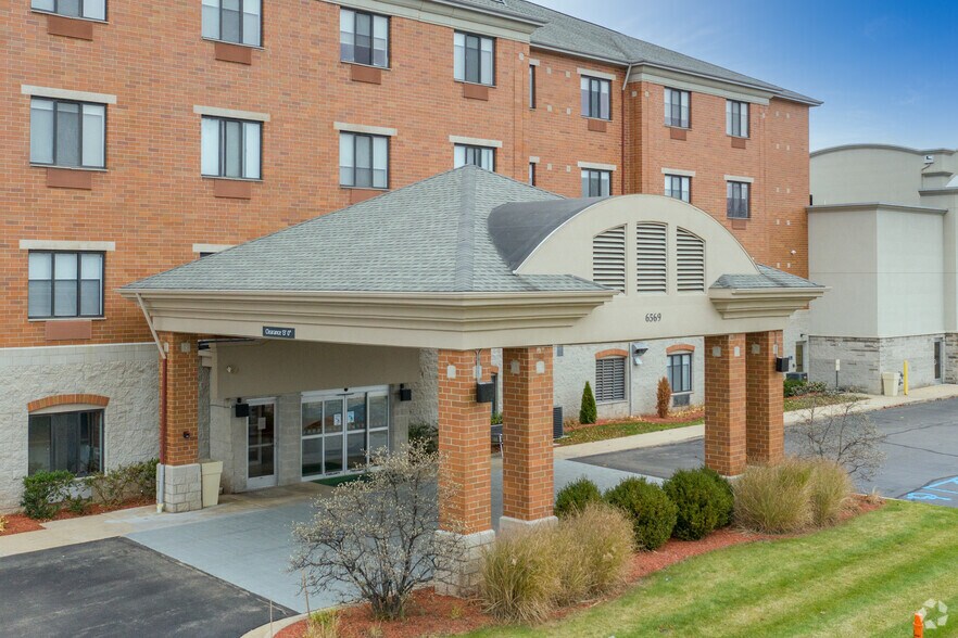 More Photos Of 6569 Clay Ave SW, Grand Rapids Hotel For Sale