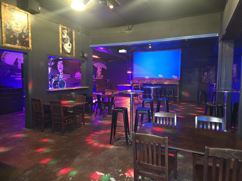 More Photos Of 413 7th St, Modesto Storefront For Sale