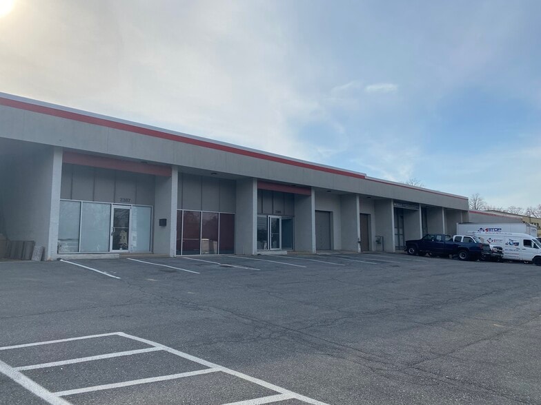 More Photos Of 5951-5953 Halpine Rd, Rockville Warehouse For Lease