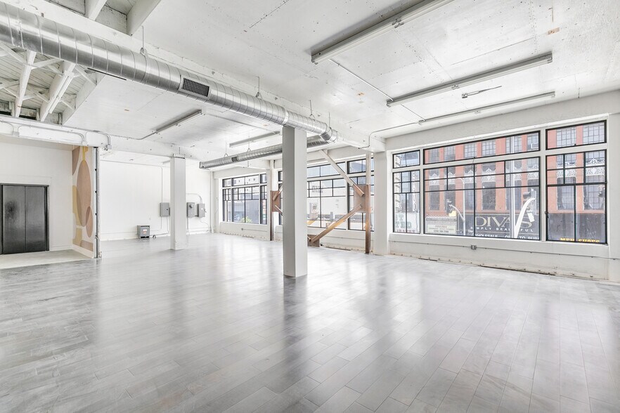 More Photos Of 823 S Los Angeles St, Los Angeles Loft Creative Space For Lease