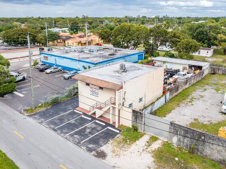More Photos Of 1021 NW 1st St, Fort Lauderdale Warehouse For Sale