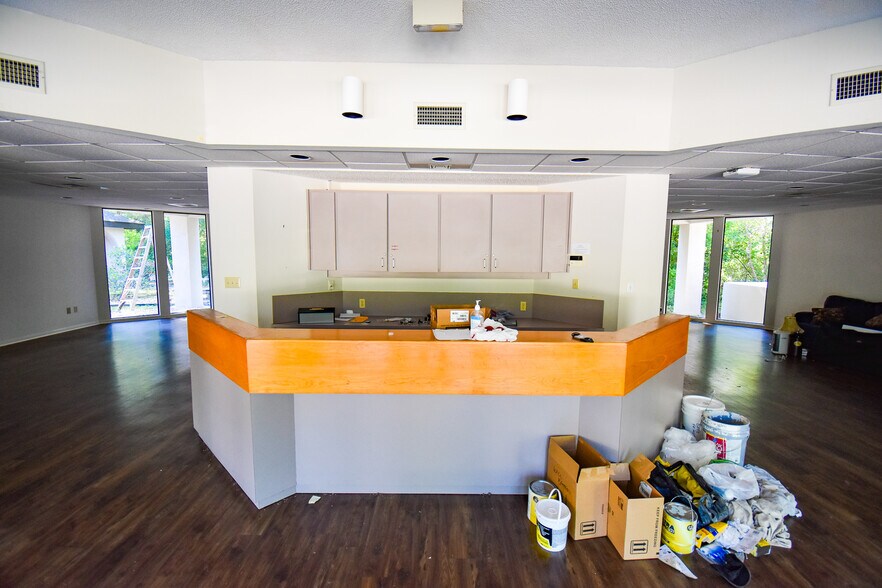 More Photos Of 1830 Hickory Shores Rd, Gulf Breeze Medical For Lease