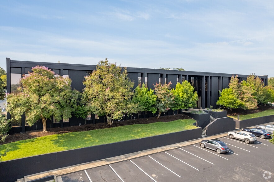More Photos Of 3409 Executive Center Dr, Austin Unknown For Lease