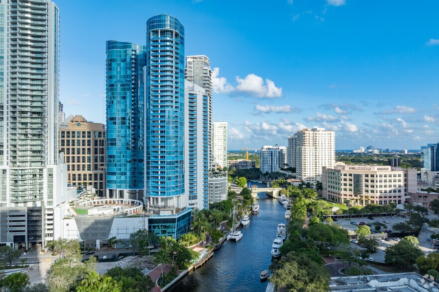 More Photos Of 333 Las Olas Way, Fort Lauderdale Coworking Space