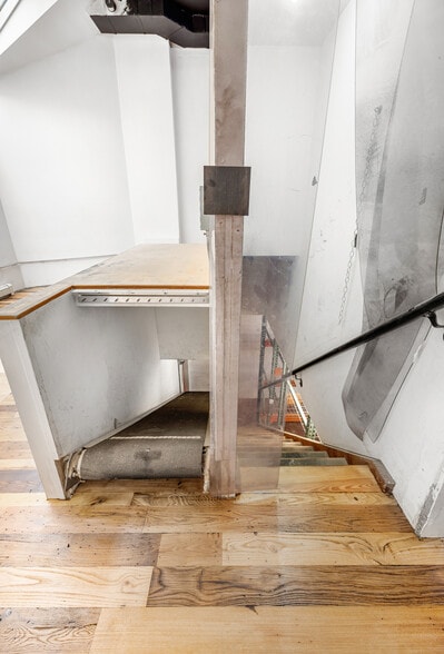 More Photos Of 148 Chambers St, New York Apartments For Lease