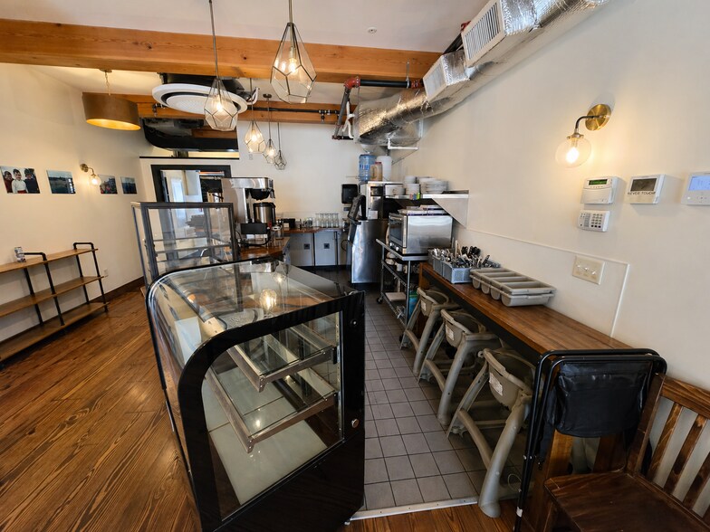 More Photos Of 57 Factory St, Nashua Restaurant For Sale