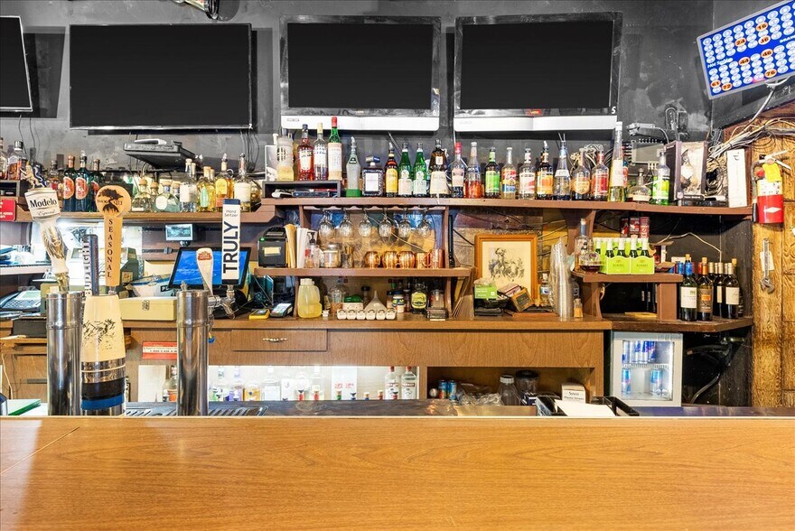 More Photos Of 2400 E 7th St, Long Beach Restaurant For Sale
