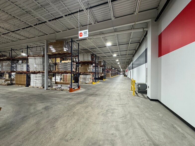 More Photos Of 3701 Main St, Elkhart Industrial For Lease