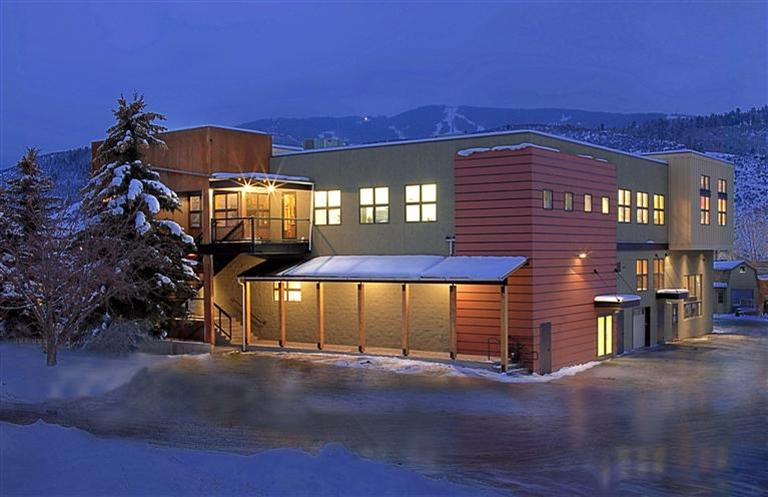 Primary Photo Of 77 Metcalf Rd, Avon Office For Lease