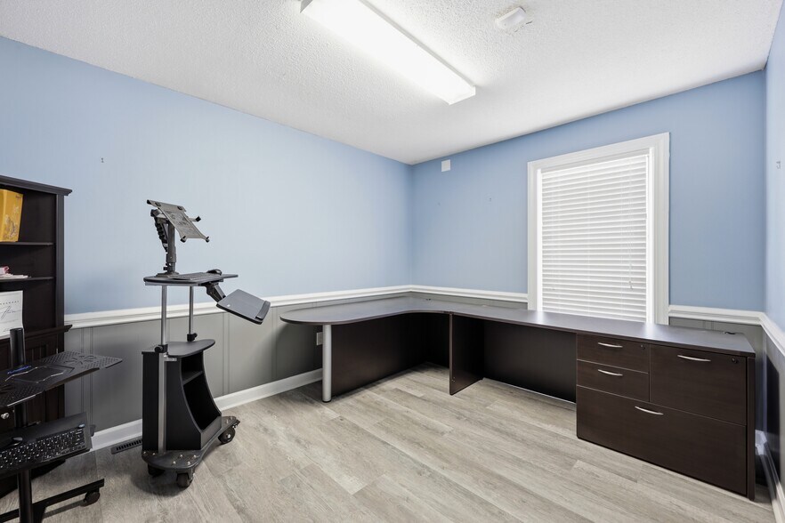 More Photos Of 501 N Main St, Robersonville Office For Sale