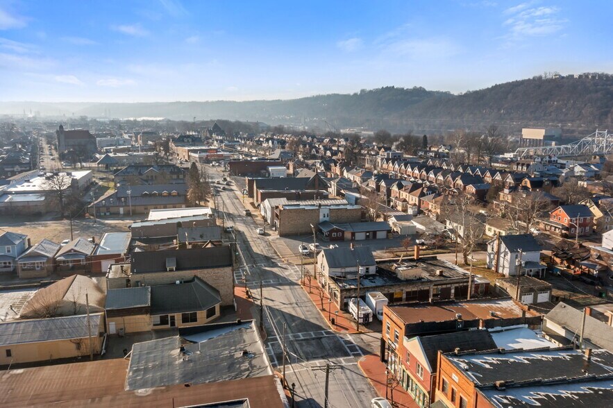 More Photos Of 1219 Merchant St, Ambridge Flex For Sale