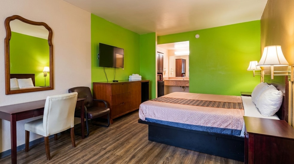 More Photos Of 2051 Gordon Hwy, Augusta Hotel For Sale