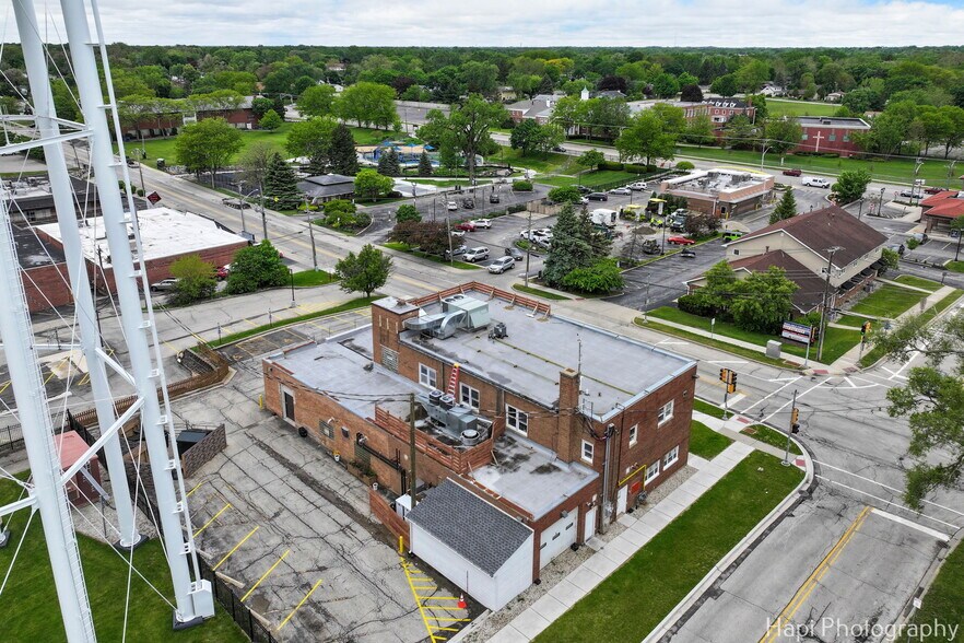 More Photos Of 169 N Seymour Ave, Mundelein Restaurant For Sale